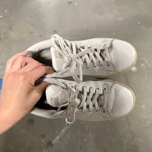 Adidas Advantage Sneakers Womens 6 White Copper Metallic Low Lace Up thumbnail 2