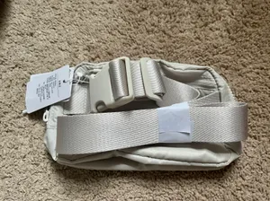 Lululemon everywhere belt bag OG original strap thumbnail 4