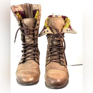 Steve Madden 10 CHEVIE Hipster Leather Lace Up Southwest Pattern Lined Shoes thumbnail 6