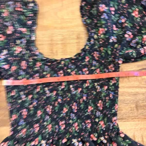 Hill House Home Louisa Nap Dress S Berry Crepe Smocked Floral Midi Tiered Black thumbnail 9