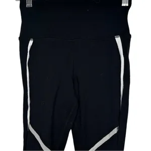 Alo‎ Yoga Black Pants thumbnail 2