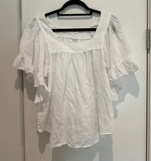 Mustard Seed White Ruffle Sleeve Women's Top thumbnail 1