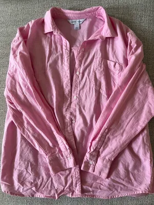 Old Navy The Boyfriend Shirt thumbnail 1