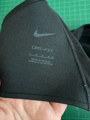 Nike Women L Black Alate Minimalist Sports Bra Padded Cup Athleisure Workout thumbnail 6