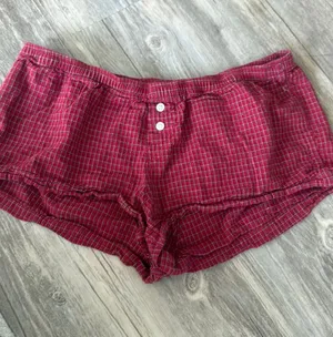Brandy Melville PJ shorts thumbnail 1
