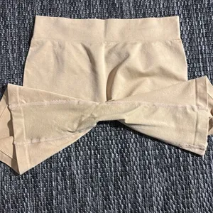 Shapewear Shorts Seamless Tummy Control Nude Neutral Size Small thumbnail 4
