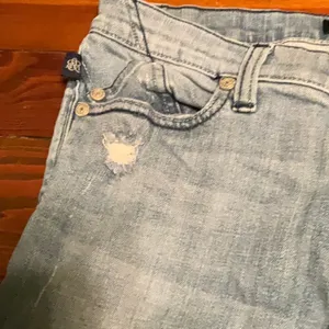 Rock & Republic Kasandra Embellished Light-Wash Flare Jeans Sz. 12 thumbnail 5