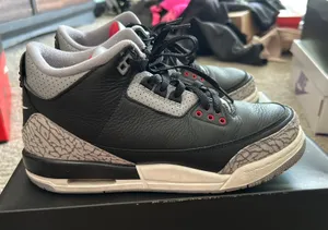 Air Jordan 3 Retro thumbnail 1