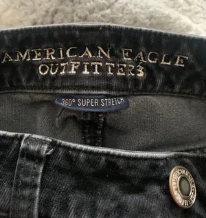 American Eagle Outfitters Jeans thumbnail 4