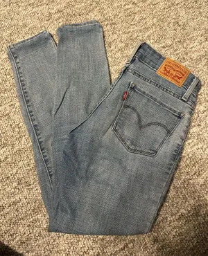 Levi’s Jeans 711 Skinny thumbnail 1