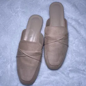LAICIGO Suede Flat Mules Closed Square Toe Backless Loafers Beige Tan 9.5 thumbnail 7