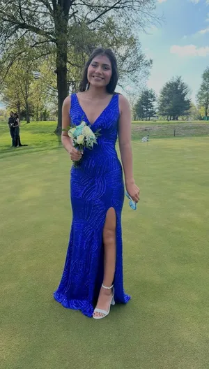 Royal blue Nordstrom prom dress thumbnail 1