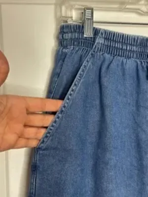 Vintage 90s Erika & Co. Cotton Chambray Shorts, High Waisted Drawstring (Size M) thumbnail 8