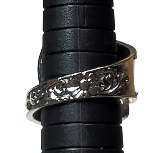 Silver Tone Floral Flowers Size 7 thumbnail 4