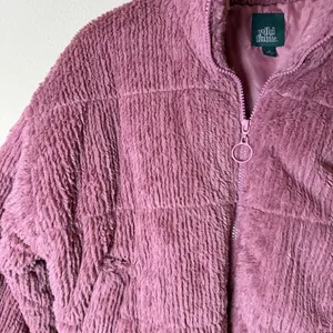 WILD FABLE Rose Pink Faux Fur Quilted Cropped Puffer Jacket Size Medium thumbnail 3