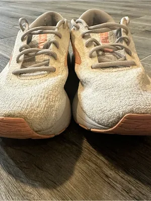 Brooks Signal 3 Womens 8 Running Sneaker White Oyster Tropical Peach Athleisure thumbnail 4