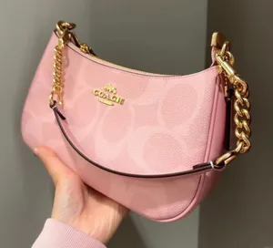 Coach Bag Shoulder Pink Leather  thumbnail 1