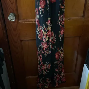 Reformation Para Maxi Floral Dress size Small damaged hem thumbnail 7