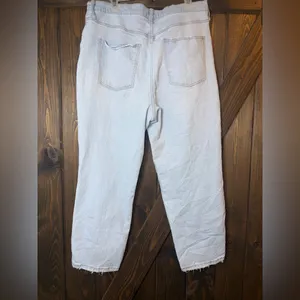 Universal‎ Thread Vintage Straight Button Fly Denim Jeans thumbnail 2