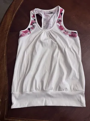 LIJA Activewear Tank style SIZE S/P thumbnail 1