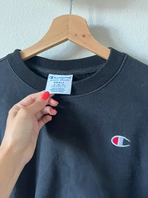 Champion Cropped Crew Neck Sweatshirt thumbnail 2