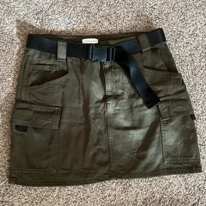 Topshop Cargo Skirt With Belt thumbnail 1