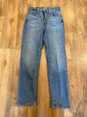 Levi's Classic Light Blue Wedgie Straight Leg Jeans 26 thumbnail 3