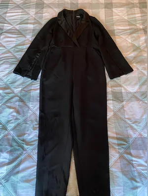 Express One Piece Longsleeve Black Jumpsuit size (Medium) thumbnail 1