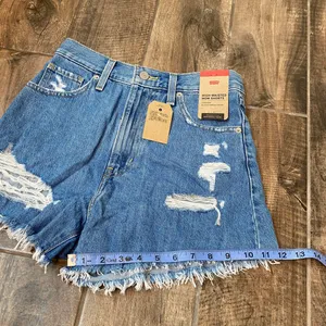 Levi's High Waisted Mom Jean Shorts thumbnail 10