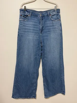 American Eagle Super High Rise Baggy Wide Leg Jeans Size 14 thumbnail 2