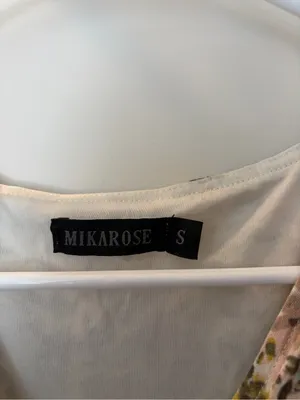 Mikarose Pastel Floral V-Neck Midi Dress thumbnail 3