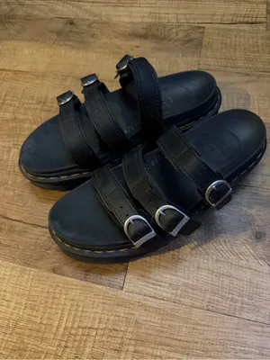 Dr. Martens Blaire Slides thumbnail 6