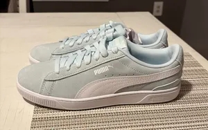 Puma Women’s Vikky V3 Sneakers thumbnail 1