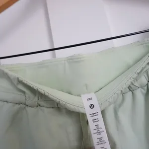 Lululemon Green High Waist Shorts thumbnail 2