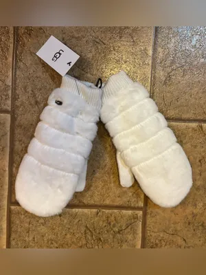 NWT UGG Women's All Over Faux Fur Mitten sz L/XL thumbnail 3