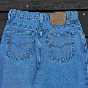 Blue Vintage Levi's Blue Light Wash Mom Jeans Denim High Waisted Pants thumbnail 2