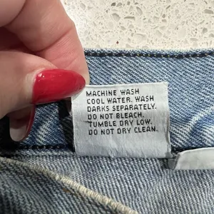Vintage 90s Jr Size 7‎ Bugle Boy Jeans Distressed Blue High Rise Mom Tapered Leg thumbnail 9