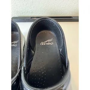 Dansko Clogs‎ Women 39 8 8.5 Black Patent Leather Slip On Comfort Workwear thumbnail 2