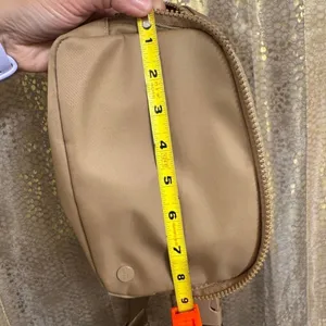 Studio NYC Small Light Brown Tan Crossbody Belt Bag EUC thumbnail 6