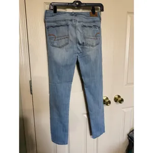 American Eagle Outfitters Distressed Light‎ Wash Jeggings Womens Size 4 Reg thumbnail 3