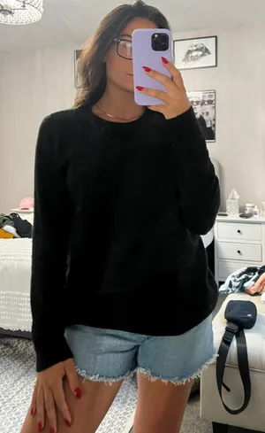 Gap Black Sweater thumbnail 1
