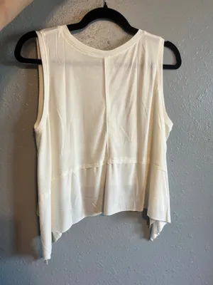 Ododos Amazon White Cropped Tank Size M thumbnail 3