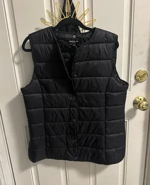 Black Kenneth Cole Puffer Vest thumbnail 1