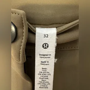 Lululemon City Sleek Slim-Fit 5 Pocket High-Rise Pant Size‎ 32 thumbnail 3