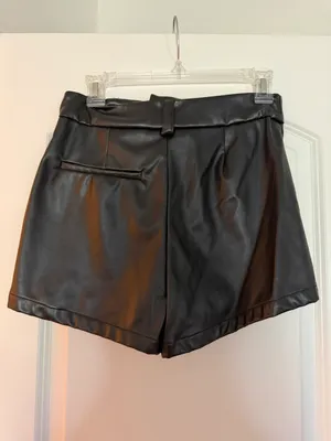 SHEIN Shorts Black thumbnail 4