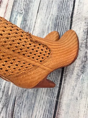 FRYE Woven Tan Leather Heeled Ankle Booties with Side Zip NWOB thumbnail 5