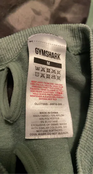 Gymshark Camo Long Sleeve Crop Top thumbnail 6