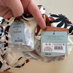 NWT Shade and Shore Women’s XL 16 Tankini Top Swim V neck floral brown white thumbnail 5