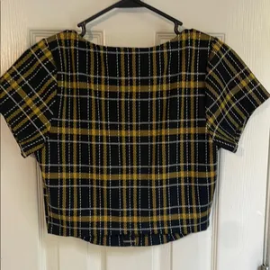 Hollister Black and Yellow Plaid Preppy Crop Top thumbnail 2