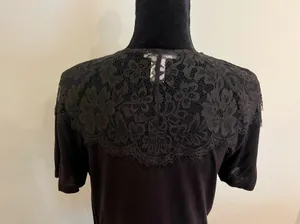 Black Knit Lace Short Sleeve Shirt Size Medium thumbnail 4